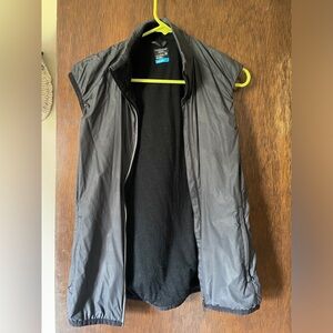 Icebreaker Rush Wool Blend Vest in Black Women’s Size Medium